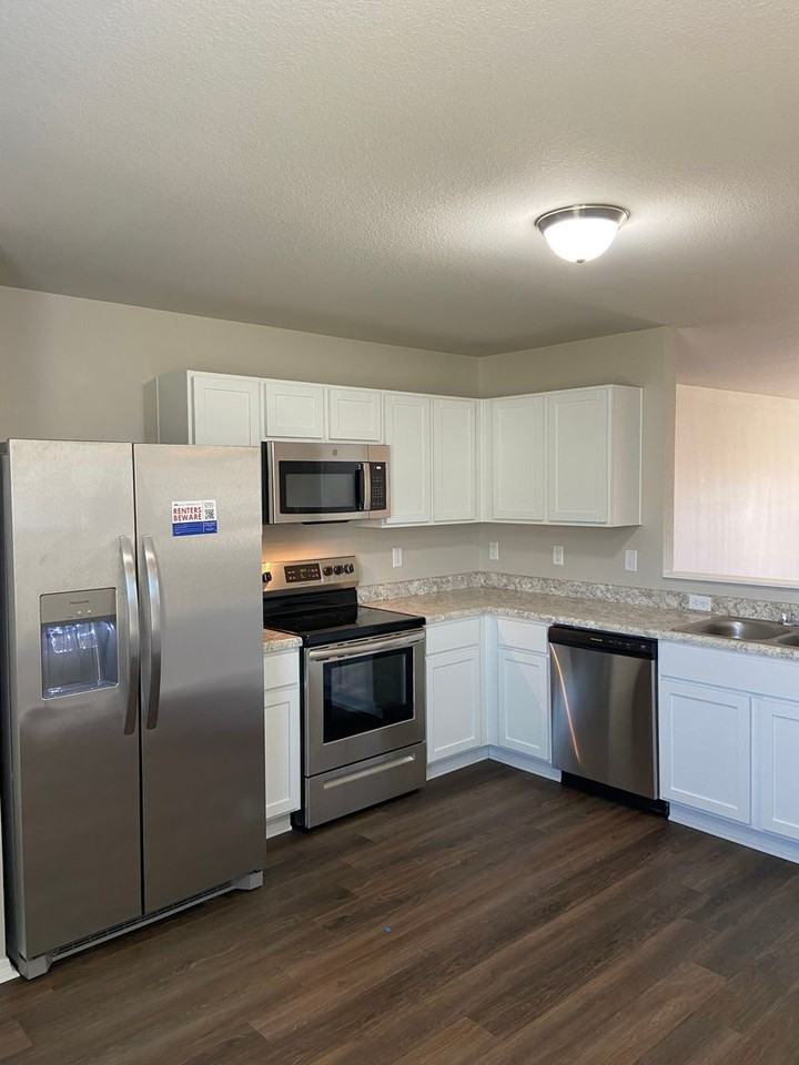 1720 Isabella Rd - Photo 7 of 20