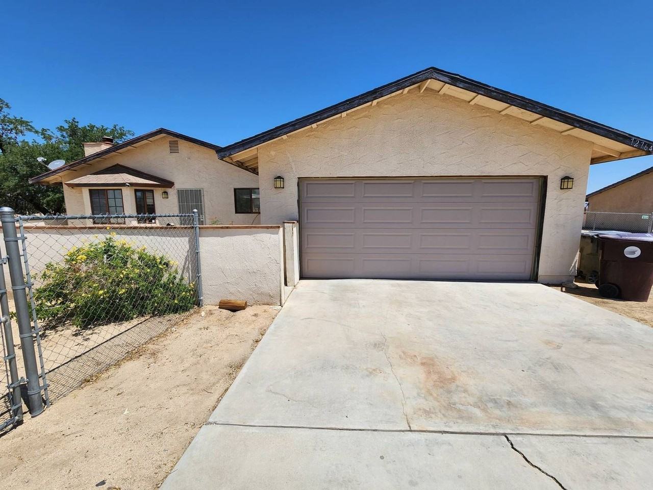 72764 Sunnyslope Dr - Photo 2 of 19