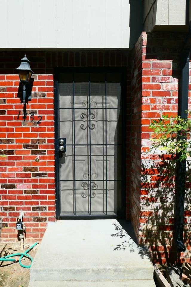 1452 Carnot Dr - Photo 2 of 23