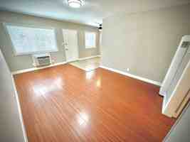 featured image of 321 N Macneil St