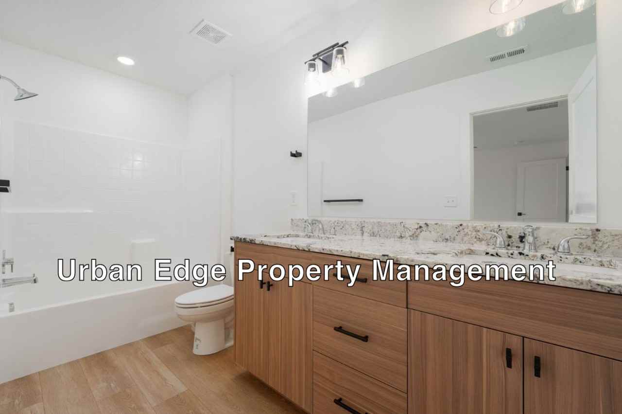 5014 E Hagadorn Ln - Photo 6 of 13