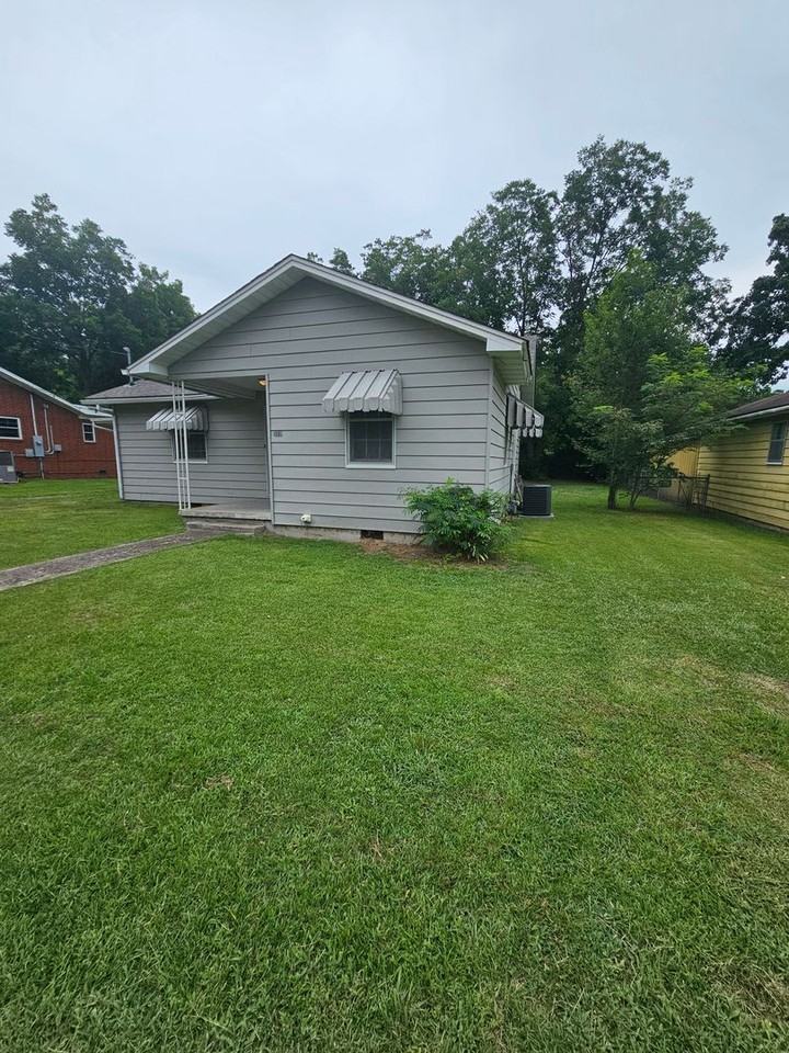 919 Toler St - Photo 2 of 24