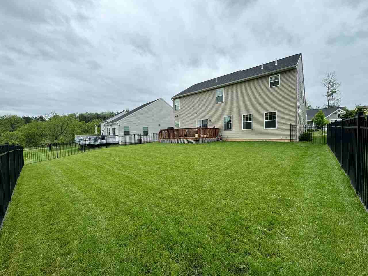 113 Deans Way - Photo 3 of 17