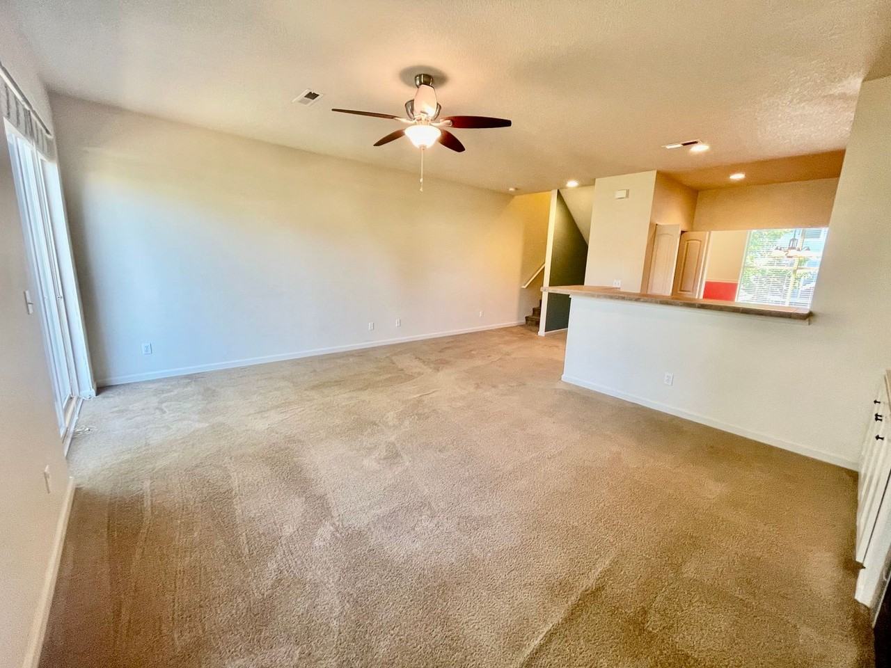 12947 Nw Clement Ln - Photo 5 of 39