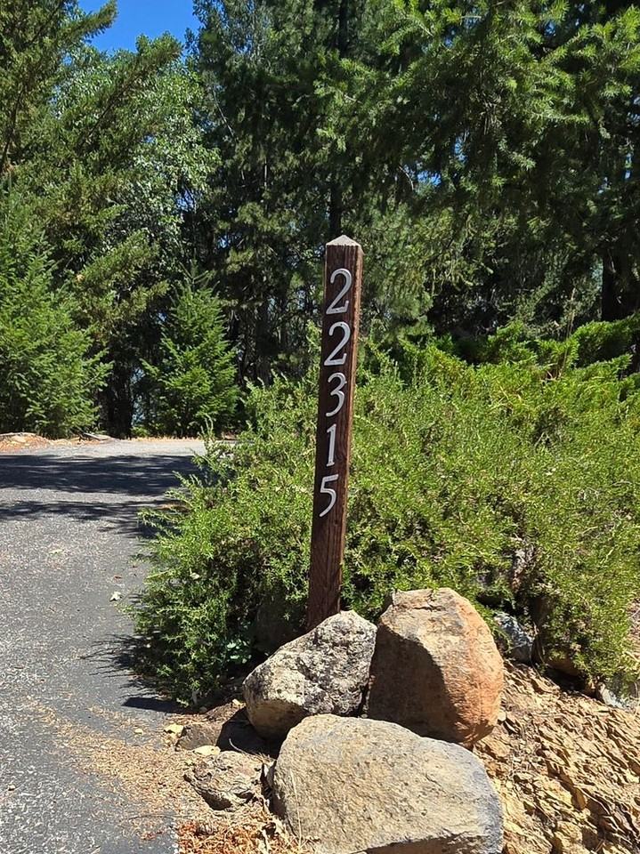 22315 Gunsight Rd - Photo 2 of 50