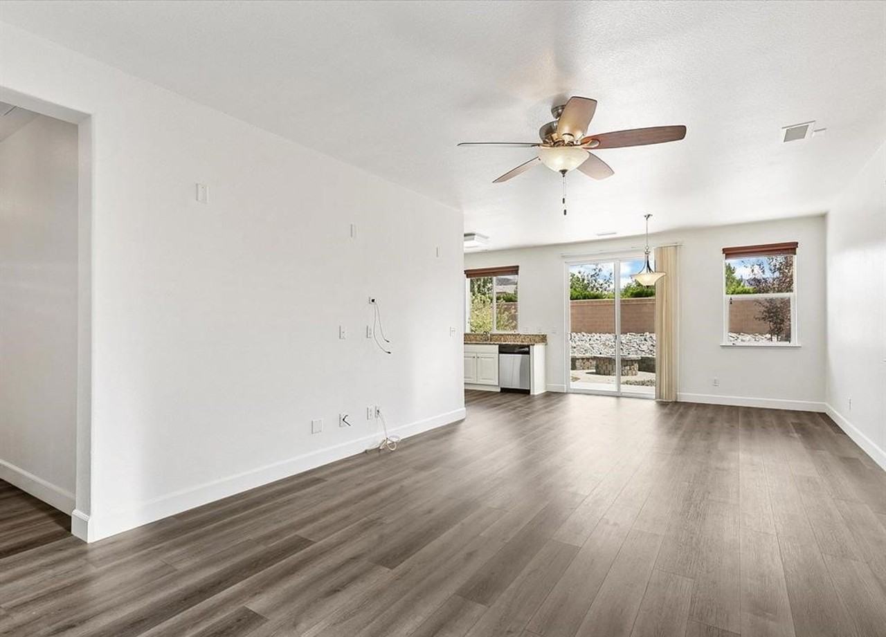 11690 Cervino Dr - Photo 3 of 25