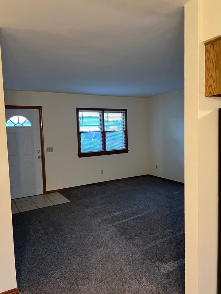 202 New Melville Rd - Photo 2 of 22