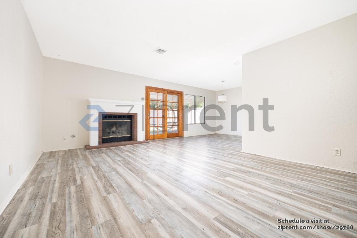10964 Glencreek Cir - Photo 2 of 21