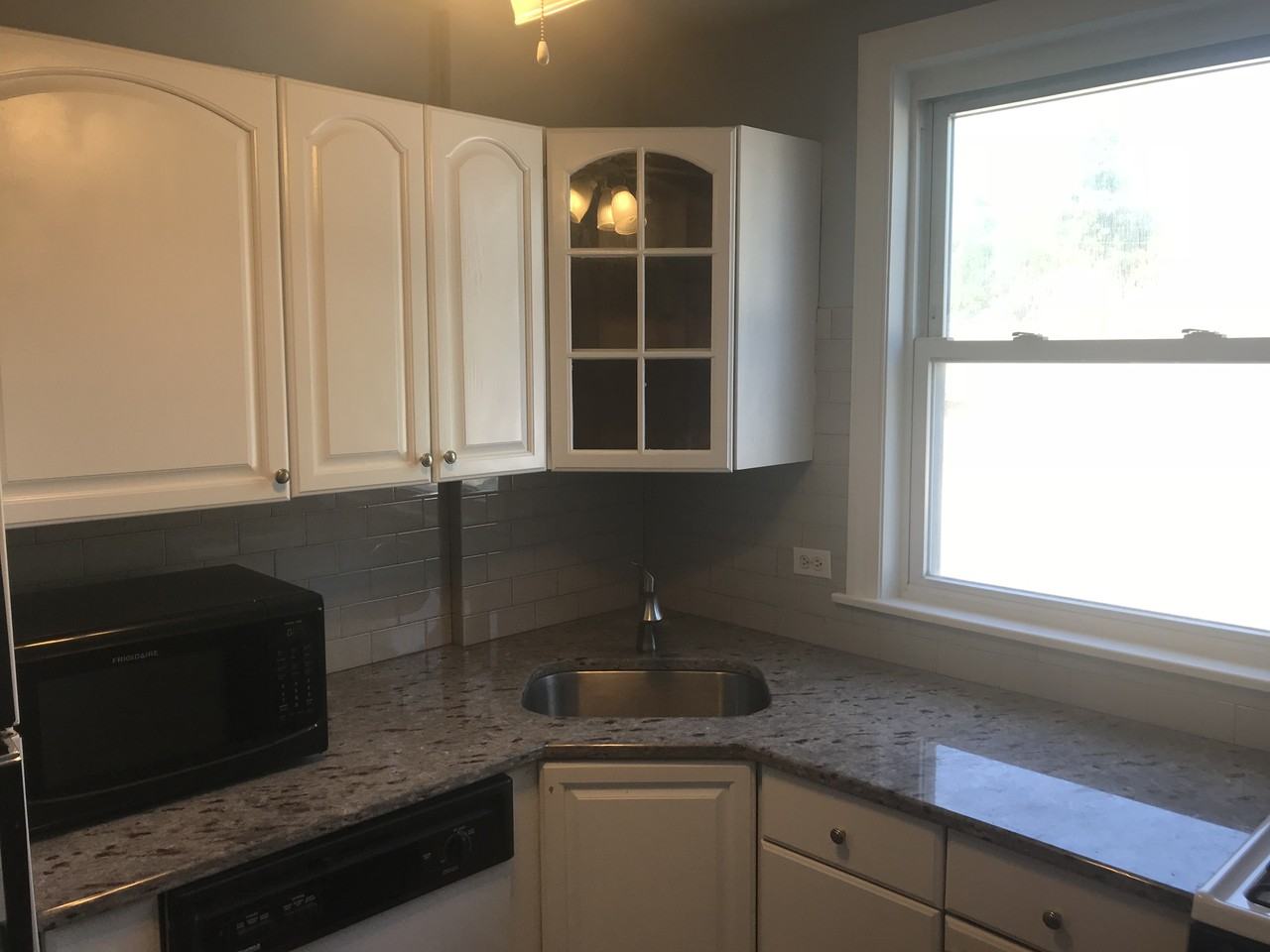 10518 S Artesian Ave #1SOUTH - Photo 7 of 11