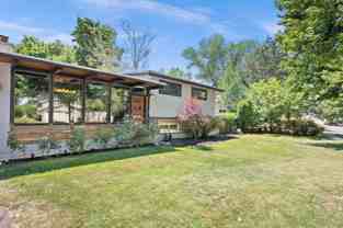 1542 E Fieldcrest Ln #NA - Photo 1 of 1