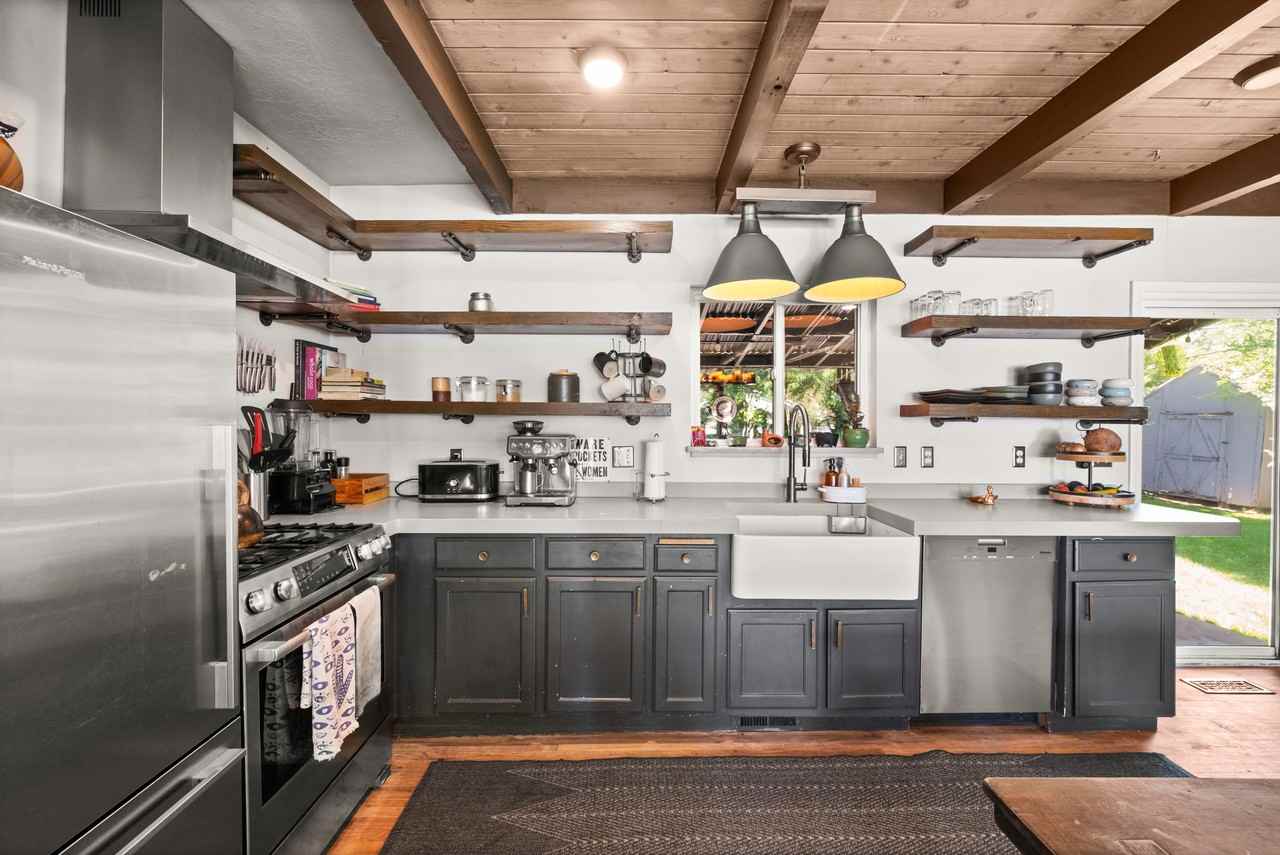 1542 E Fieldcrest Ln #NA - Photo 4 of 19