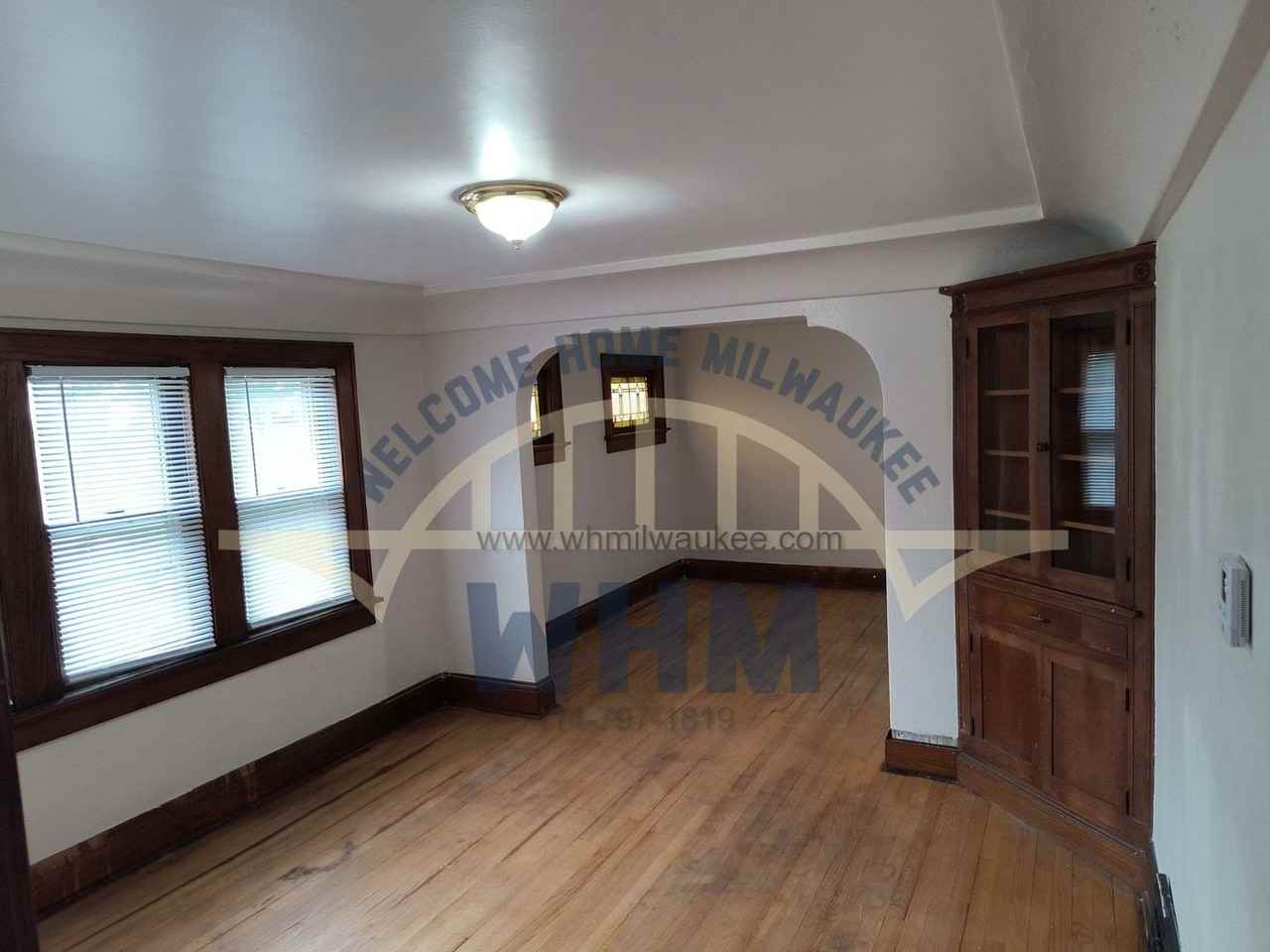 3604 W Linden Pl - Photo 2 of 10