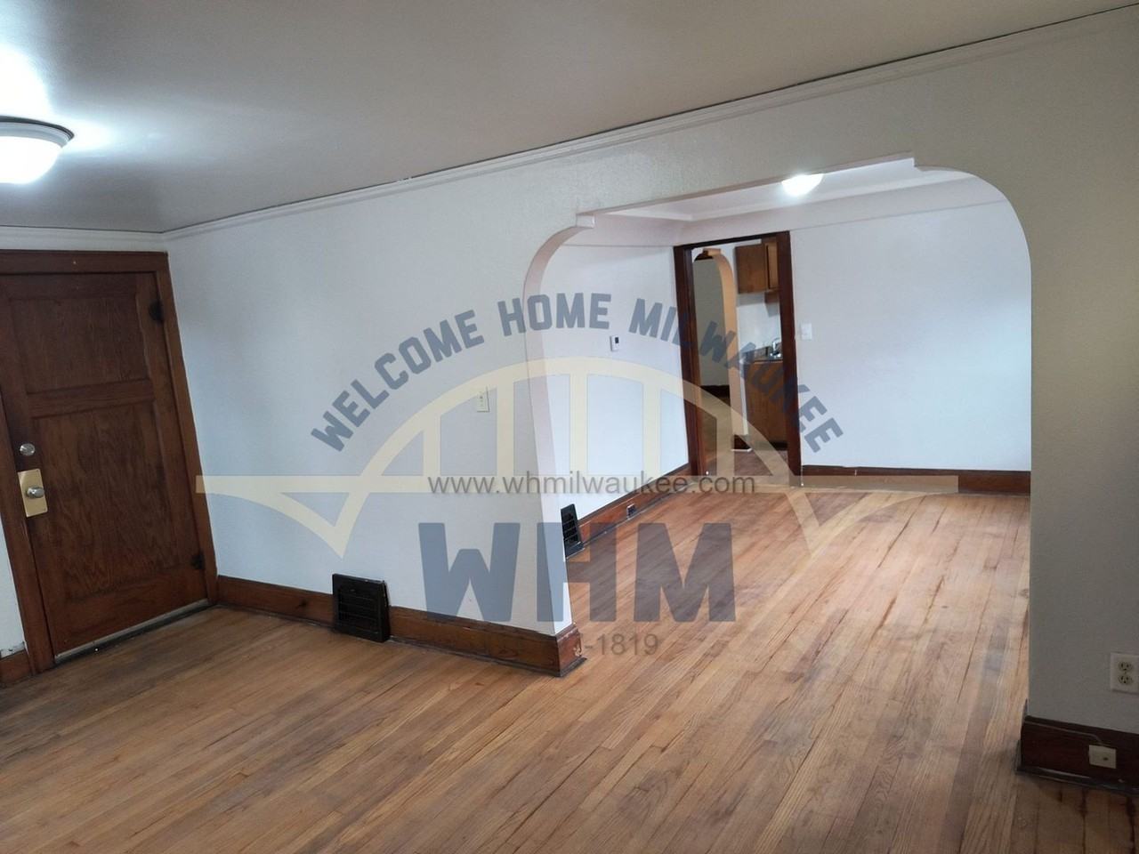 3604 W Linden Pl - Photo 3 of 10