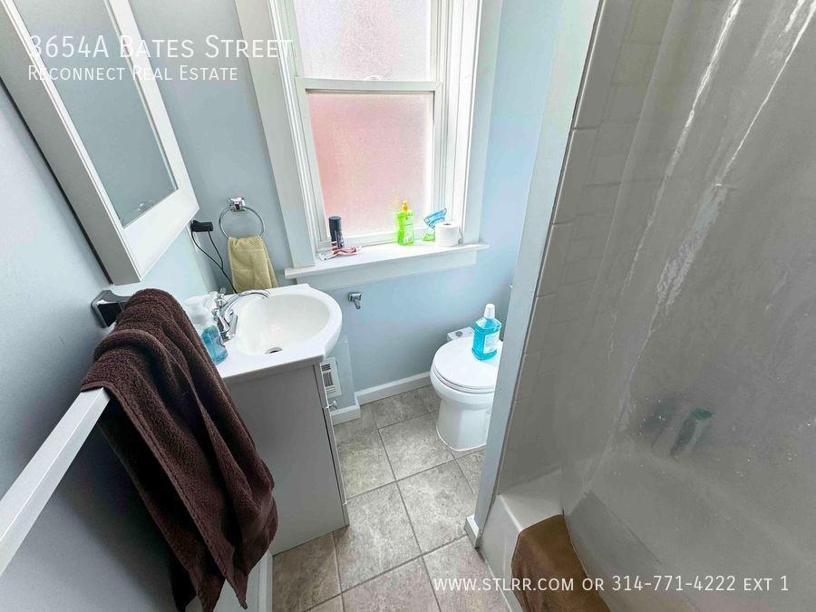 3654A Bates St - Photo 5 of 12