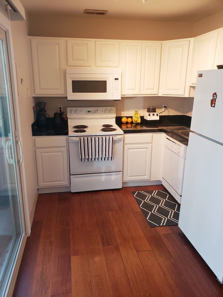 760 W Moorhead Cir #NA - Photo 6 of 18