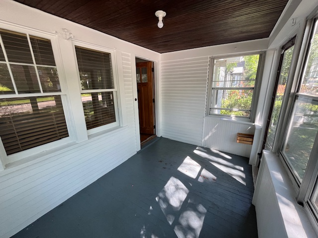 389 Cleveland Ave S - Photo 6 of 12