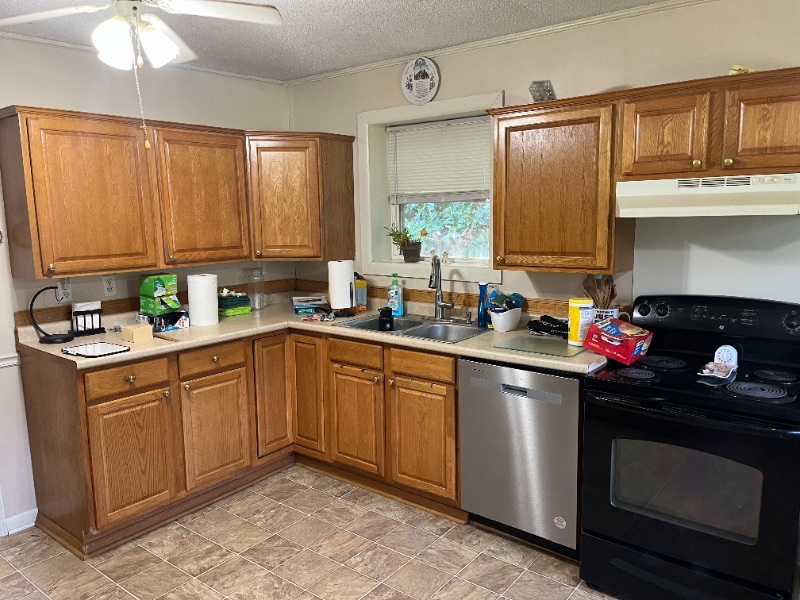 9165 Taylors Ferry Rd - Photo 3 of 11