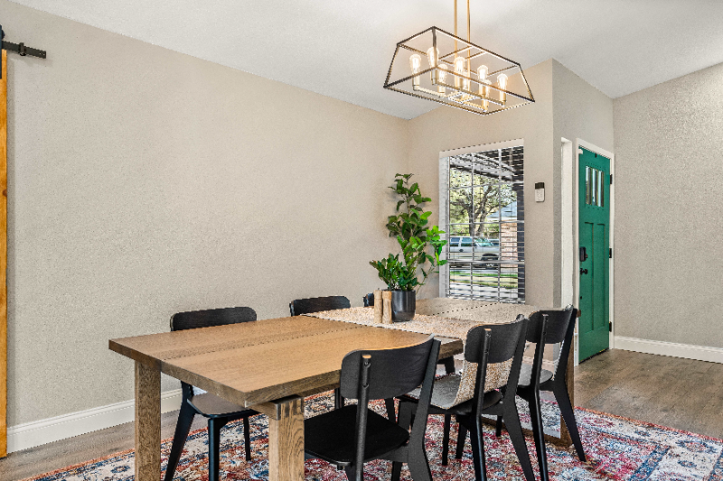 13007 El Sendero St - Photo 3 of 17