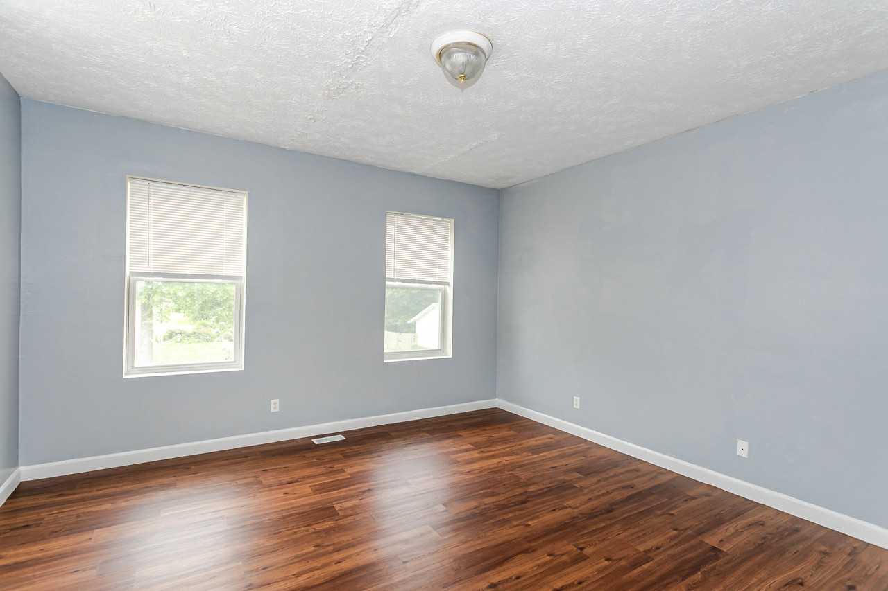 237 Benton Street - Photo 2 of 32