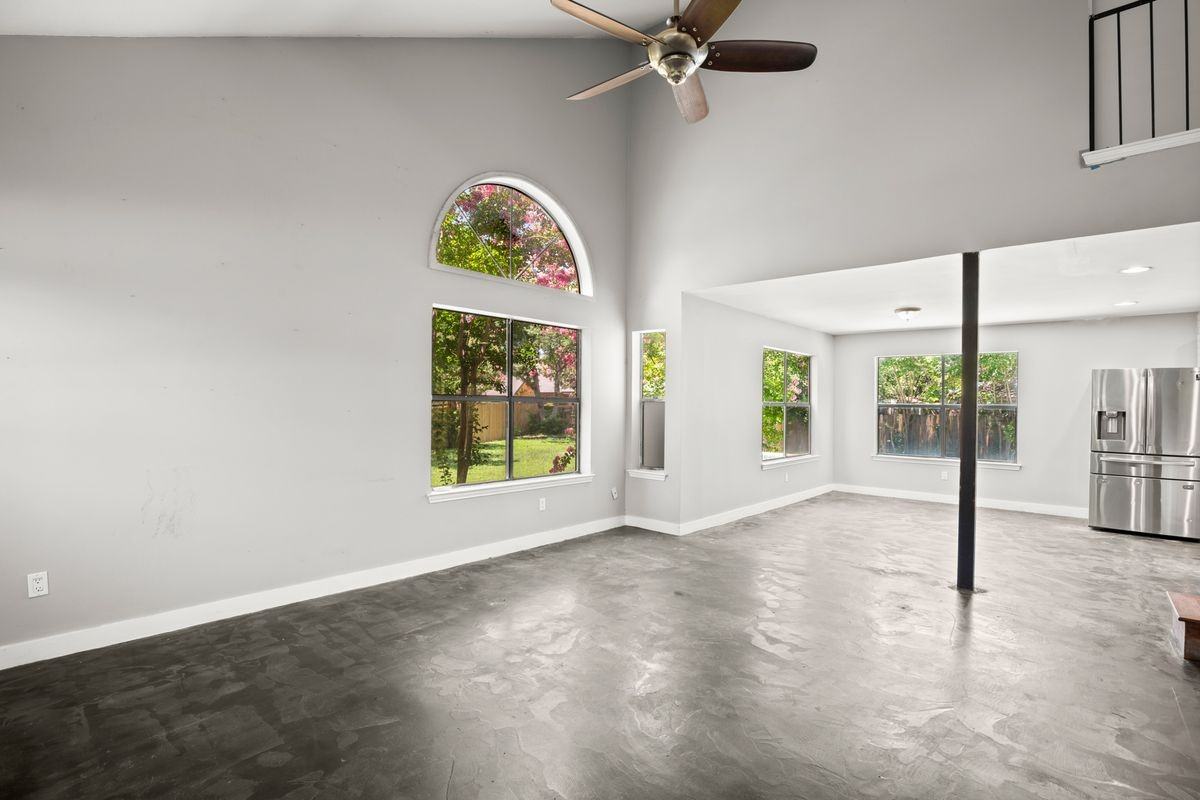 8504 Tad Park Cv - Photo 2 of 25