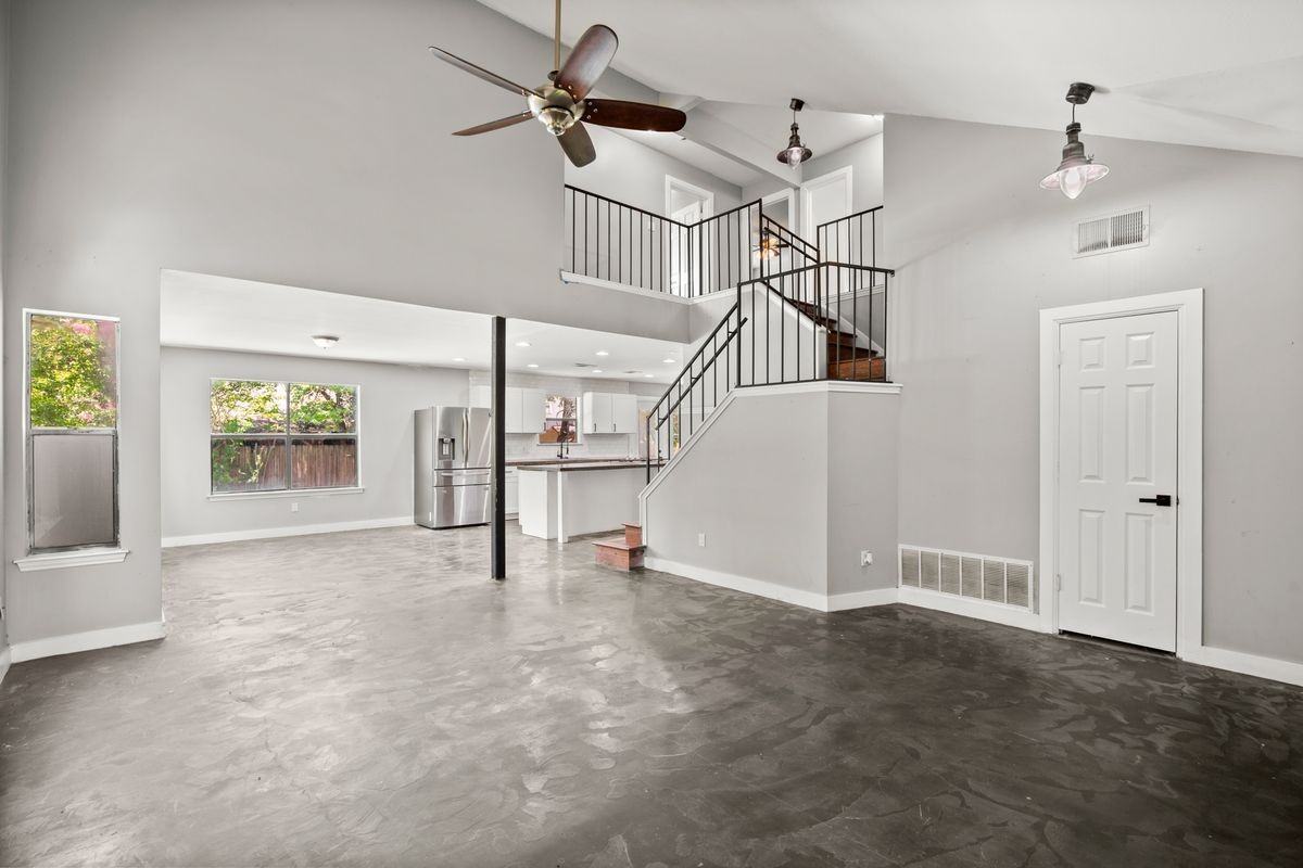 8504 Tad Park Cv - Photo 3 of 25