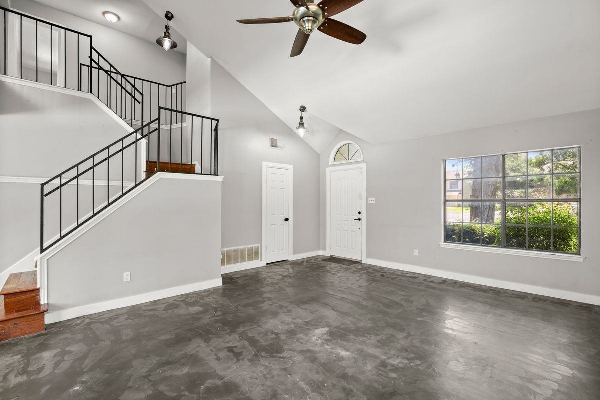 8504 Tad Park Cv - Photo 4 of 25