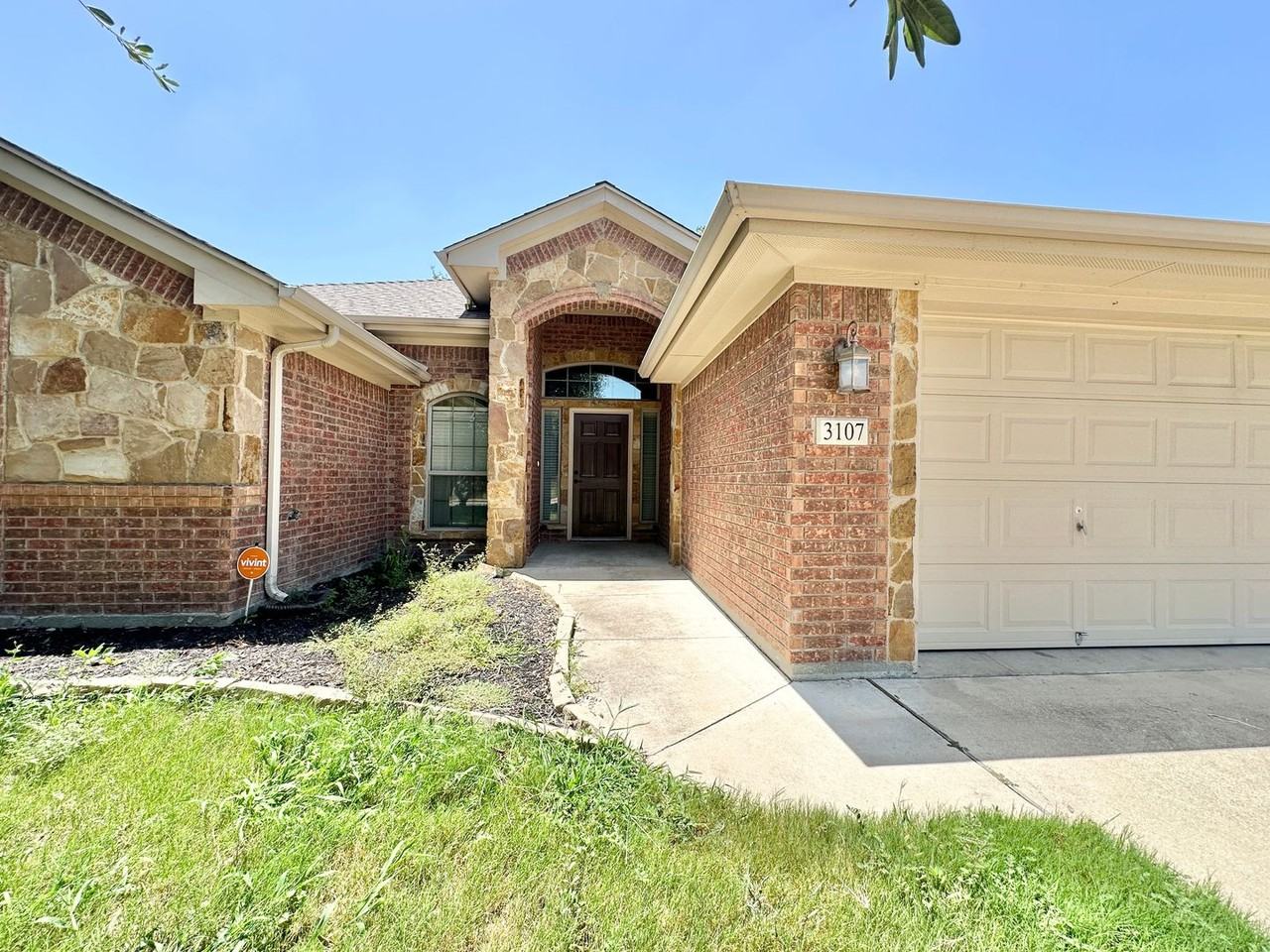 3107 Sarita Cv - Photo 2 of 31
