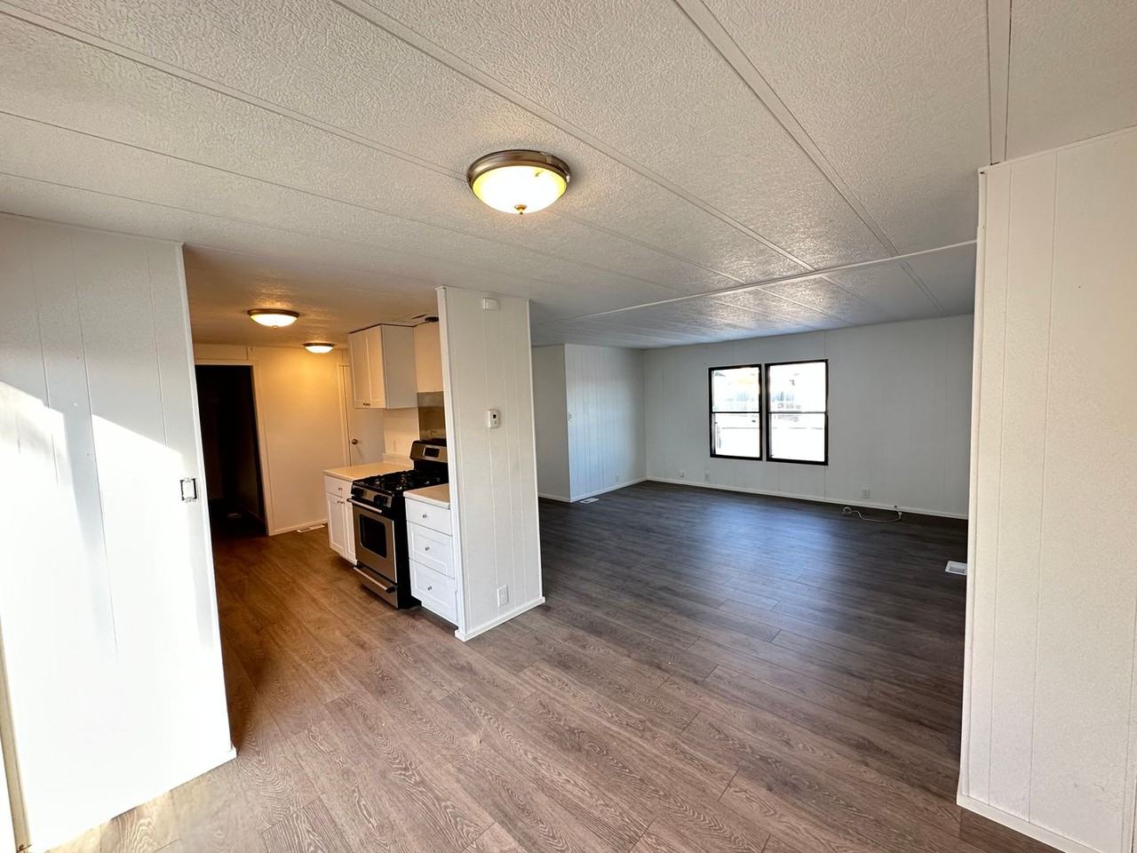 484 W 300 S #11 - Photo 4 of 14