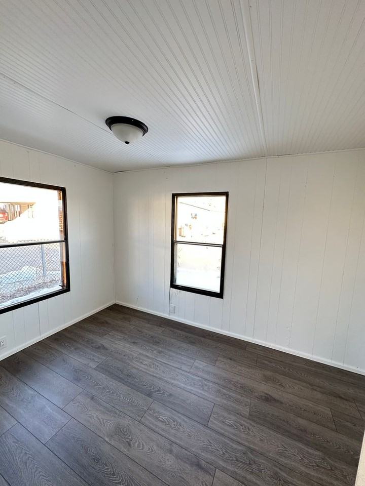 484 W 300 S #11 - Photo 5 of 14