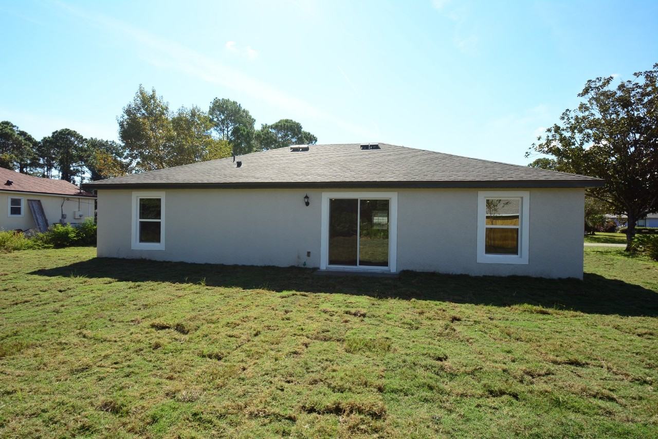 134 Persimmon Dr - Photo 2 of 26