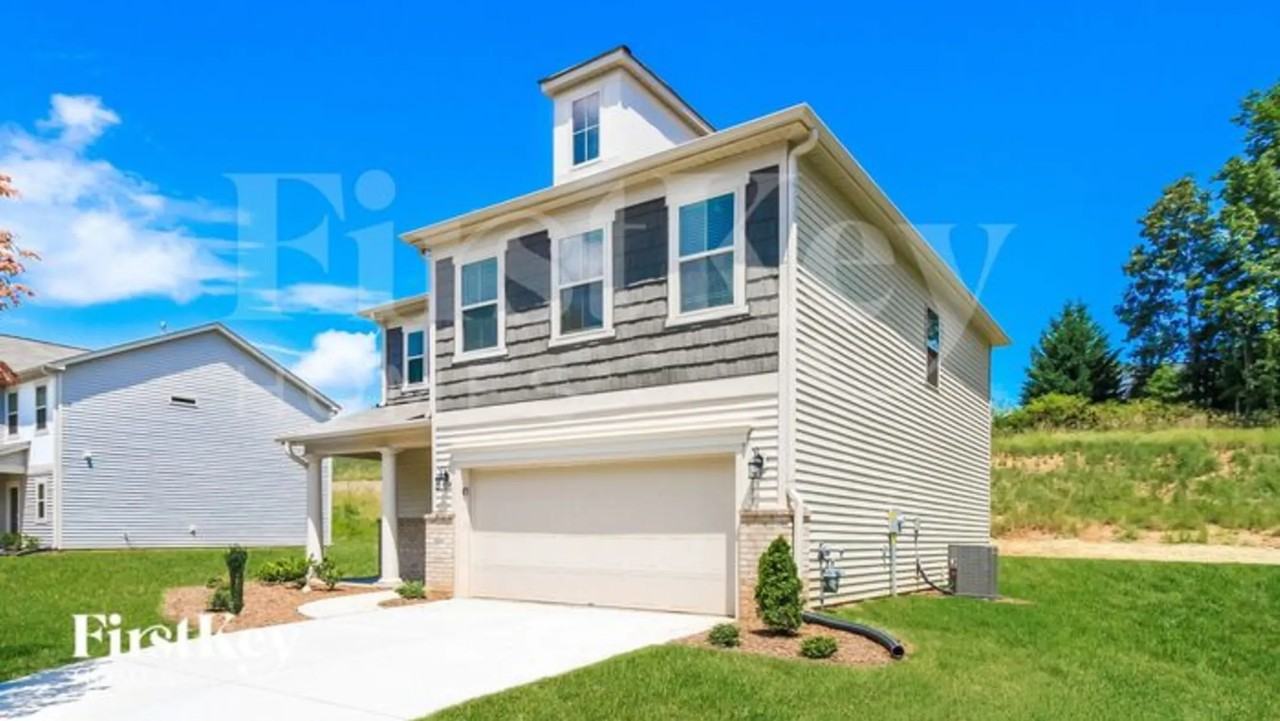 5726 Beaver Pond Trl - Photo 2 of 15