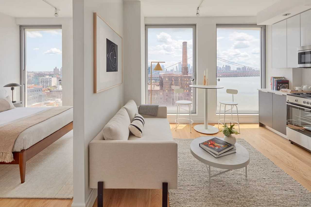 10 Grand St - Photo 2 of 14