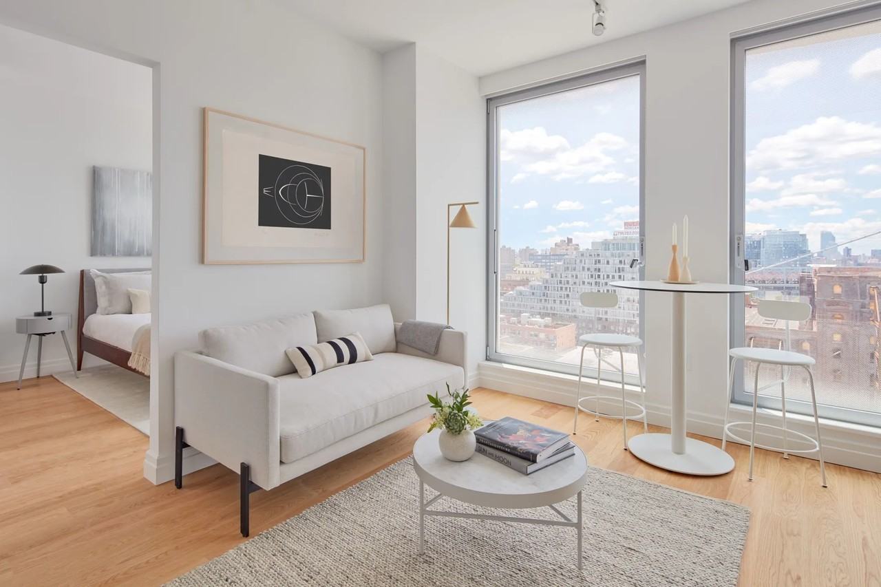 10 Grand St - Photo 3 of 14