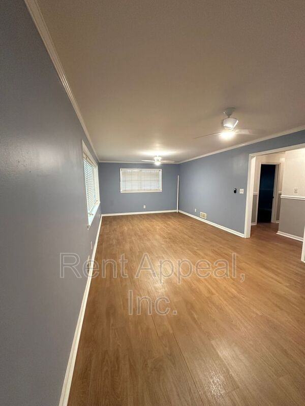 2811 Arrowood Dr - Photo 6 of 16
