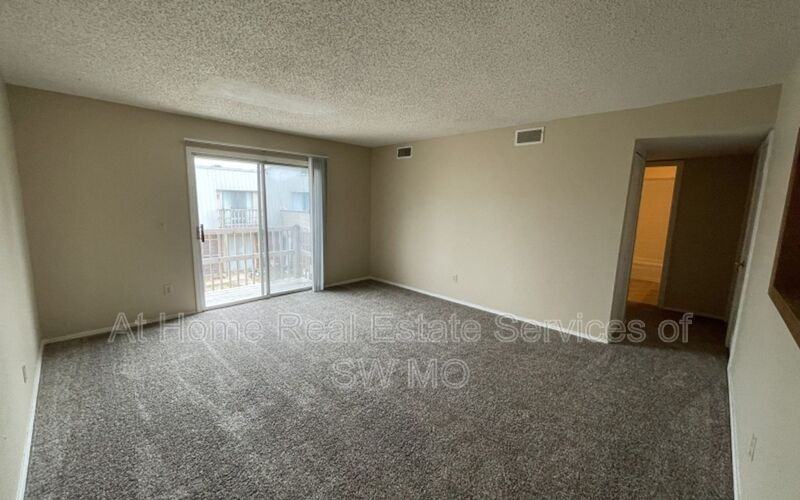 933 S Wildan Ave #24 - Photo 2 of 6