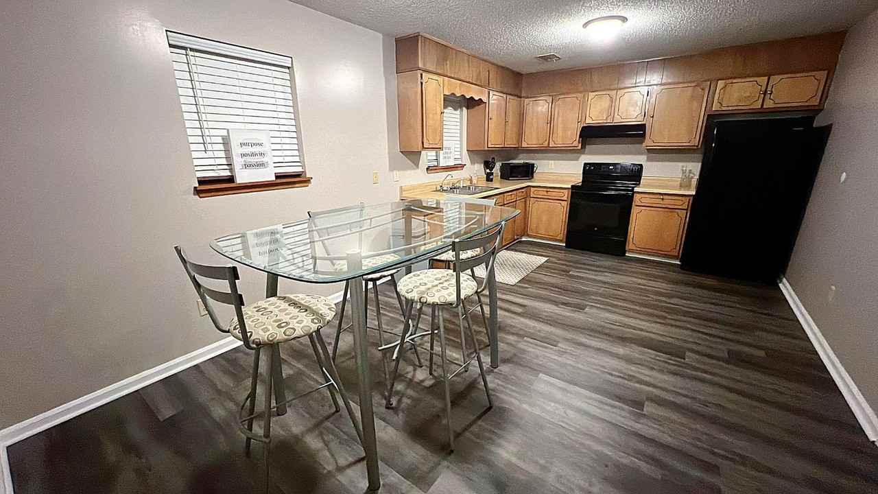 502 Peachtree St #1 - Photo 3 of 7