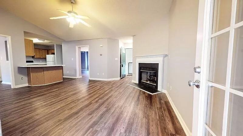 2201 Mountain Mist Ct - Photo 3 of 16