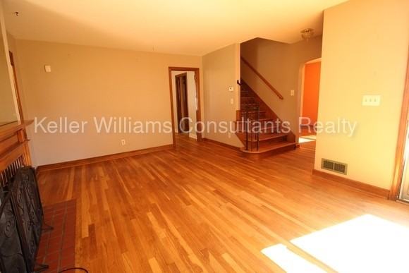 328 Powhatan Ave - Photo 3 of 29