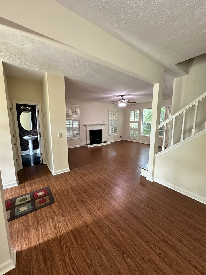 2340 Bretdale Rd - Photo 7 of 18
