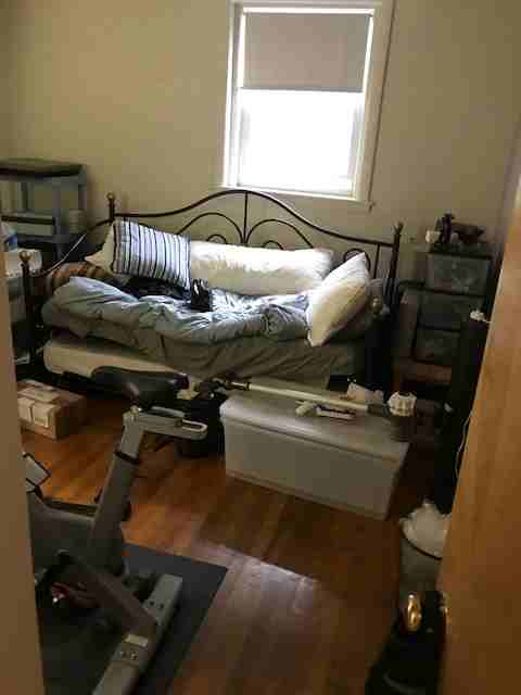 Tappan St #6 - Photo 3 of 6