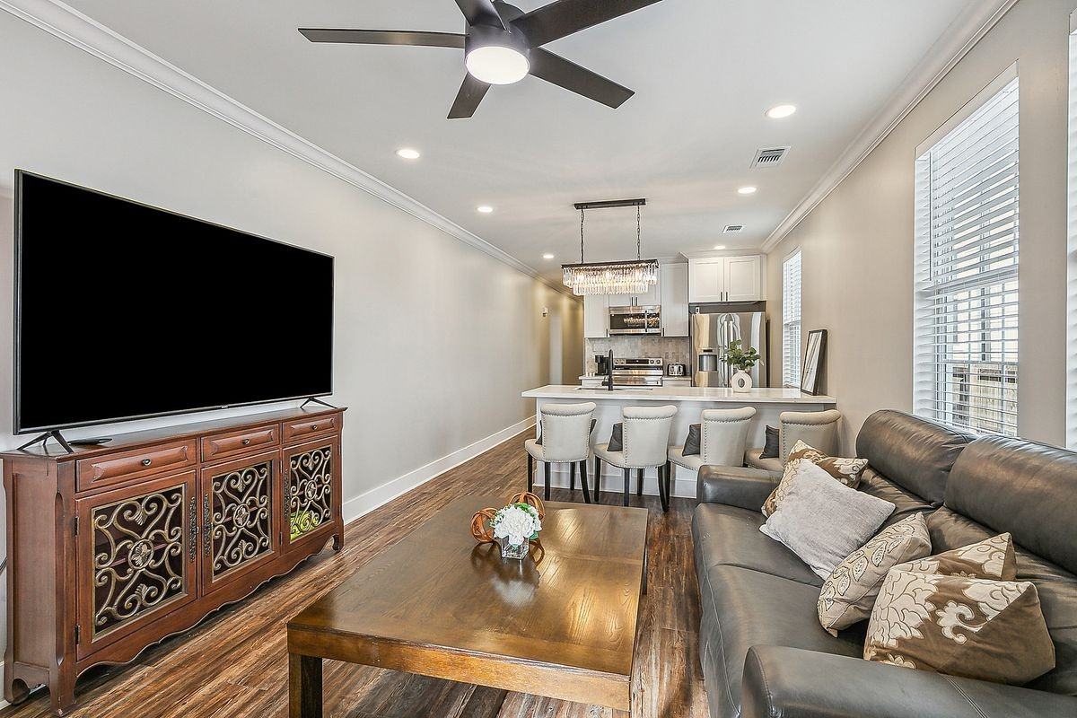 4719 Erato St - Photo 3 of 12