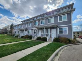 featured image of 122 N Prince St #4