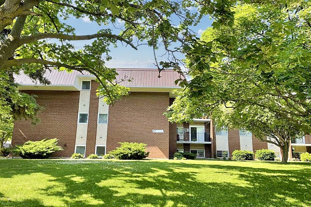 Suncoast Heights - Photo 3 of 11