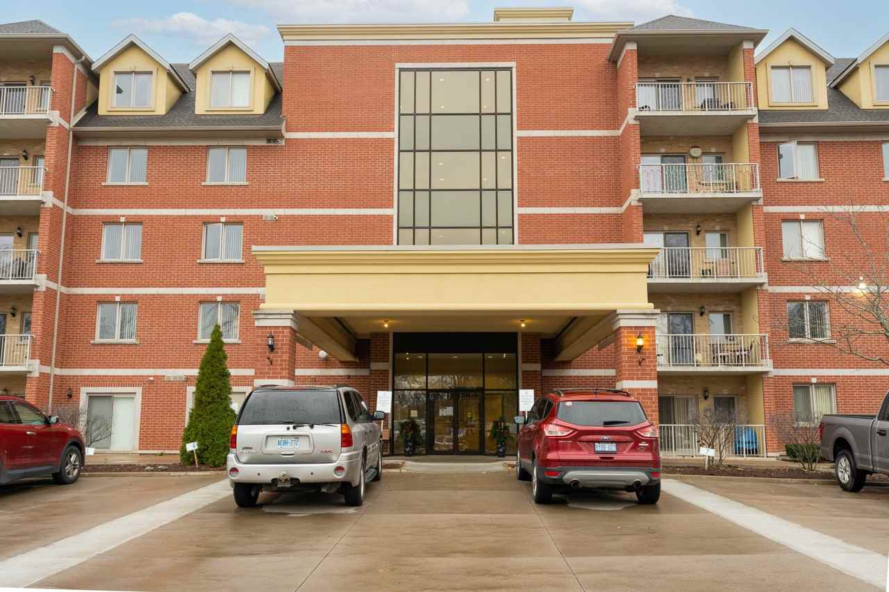The Bellagio Apartments 6515 Mcleod Rd, Niagara Falls, ON L2G 3G3
