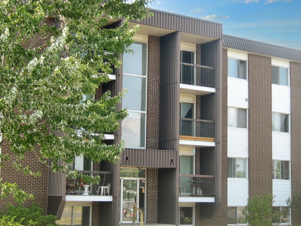 3725 BOUL DU CHANOINE - Photo 2 of 6