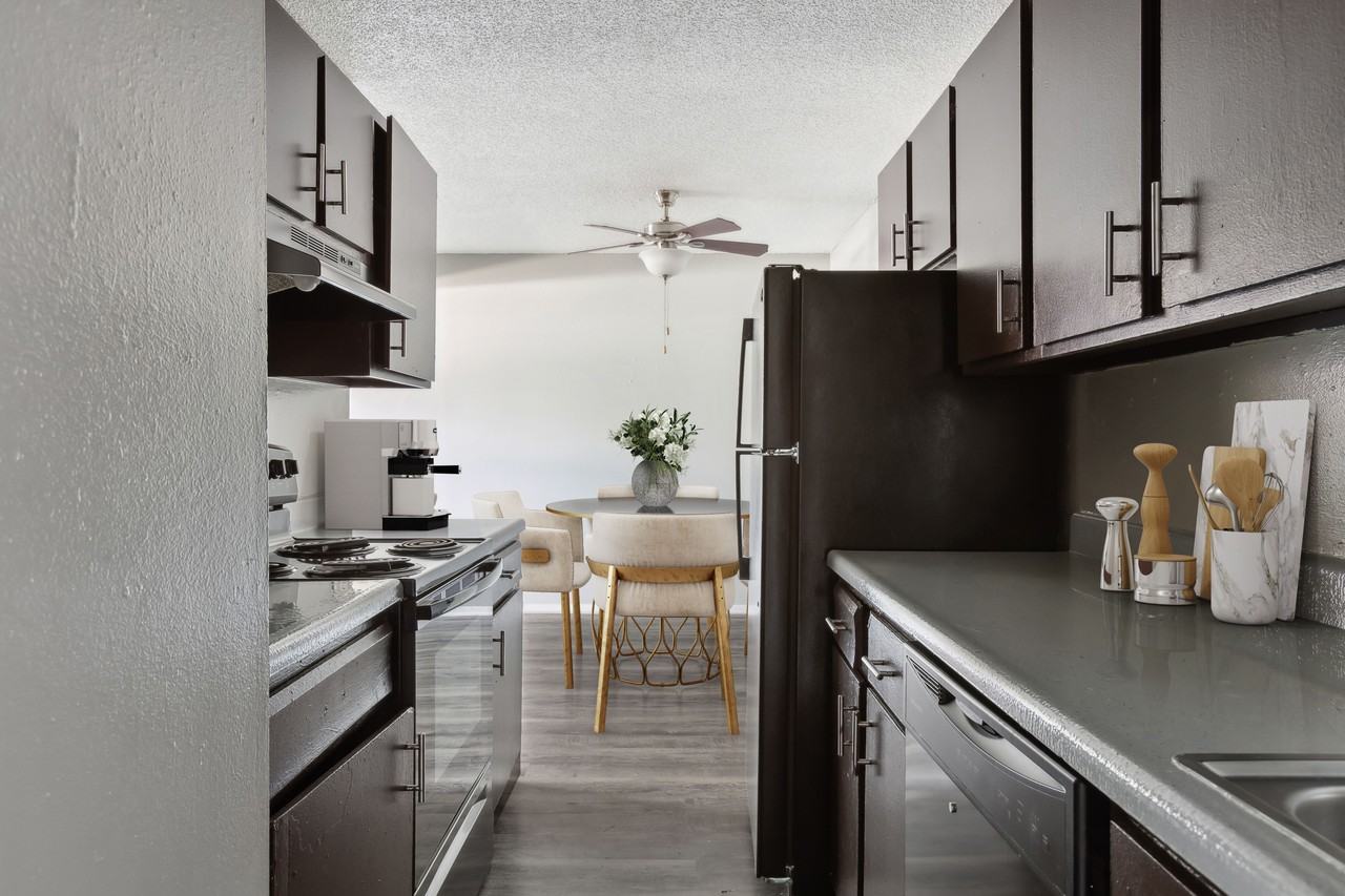 Aviator Apartments 1670 N Murray Blvd, Colorado Springs, CO 80915