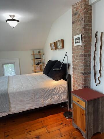 16 S Walnut St - Photo 2 of 5