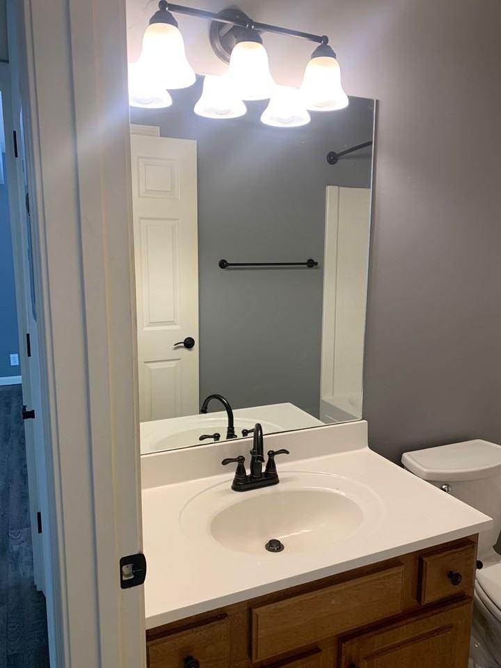 1038 Brent St #100 - Photo 6 of 10
