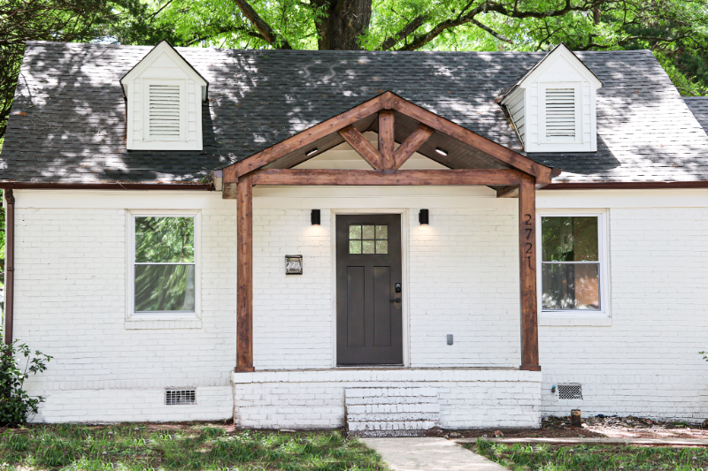 2721 Mayflower Rd - Photo 2 of 19