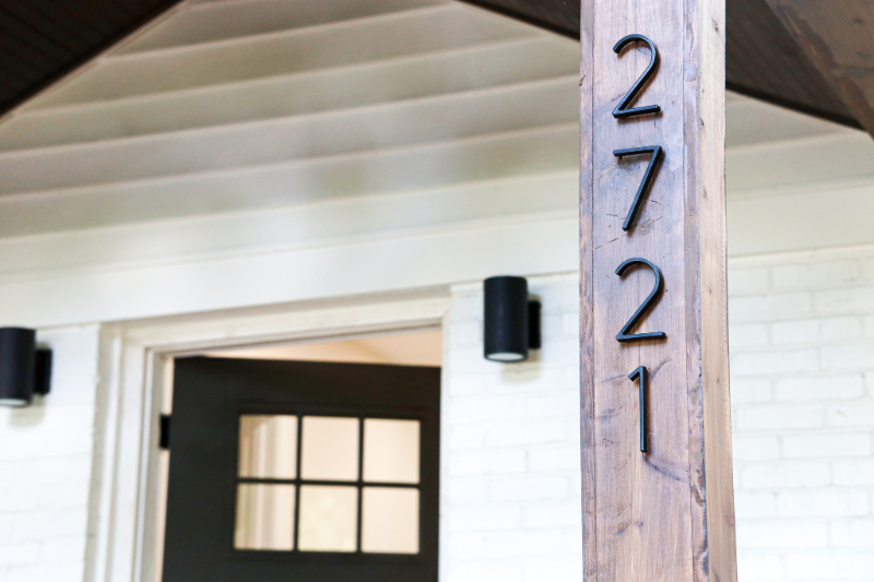 2721 Mayflower Rd - Photo 3 of 19